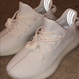 Yeezy Boost 350 (NEW!)